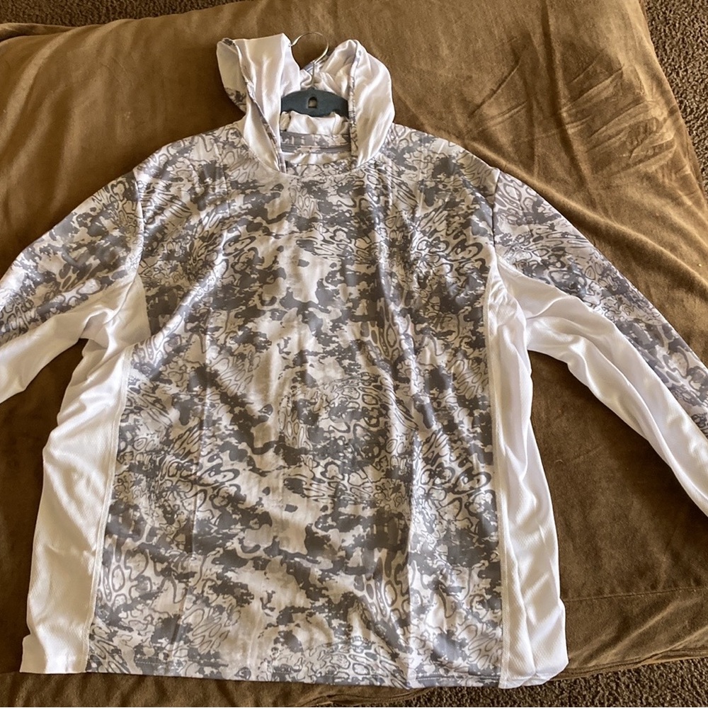 Huk - Picture 3 of 3